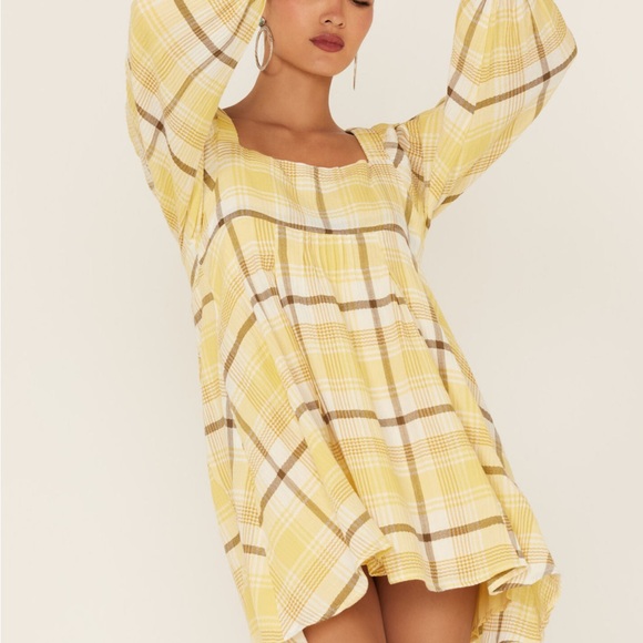 Miss Me Dresses & Skirts - Miss Me Guaze Babydoll Puff Sleeve Smocked Mini Dress Butter Yellow Sz L Airy